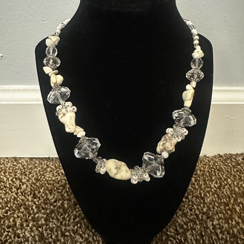 Elegant White and Clear Beaded Necklace